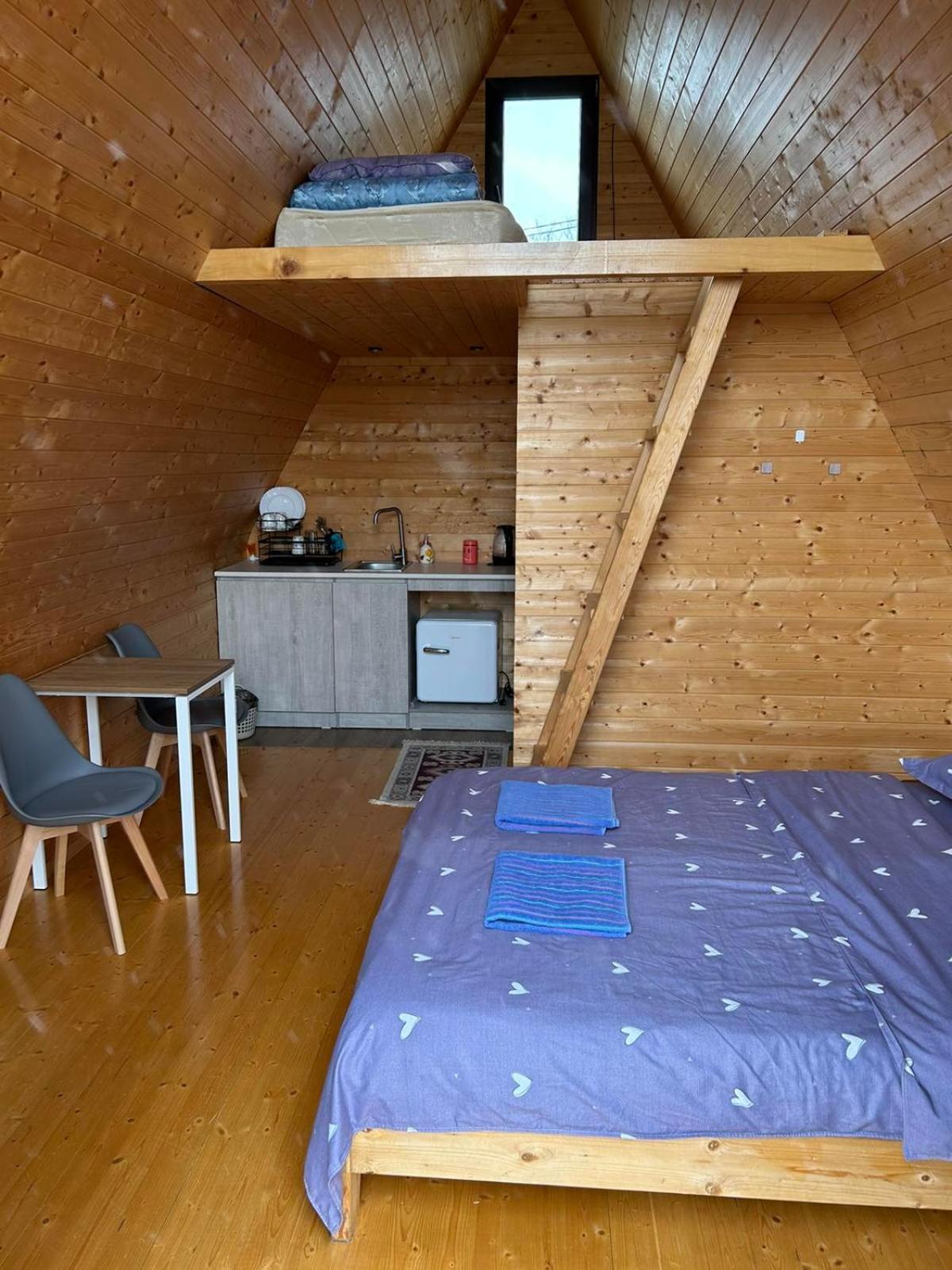 Cottage In Udabno Екстер'єр фото
